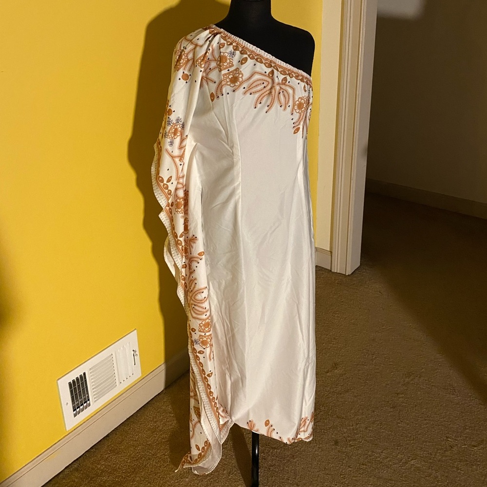 One-Shoulder Ivory Dress with Gold Paisley Trim